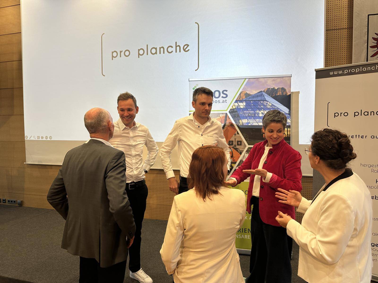 Die Erfahrungen k&ouml;nnen auch an andere Neugr&uuml;nder und Jungerunternehmerinnen weitergegeben werden. Foto: Kirchmair